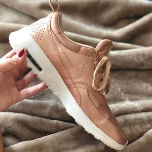 Nike Air Max Thea Rose Gold
